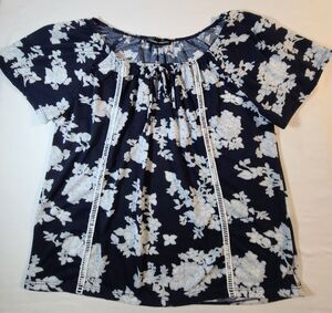 Modern Attraction Blouse Womens L Navy Floral Lace Trim Short Sleeve Boho Top